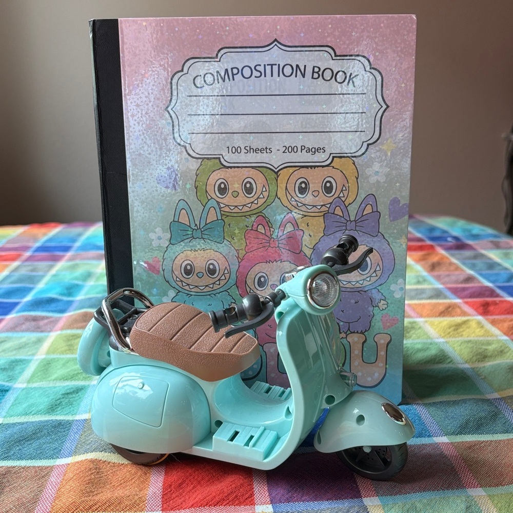 🛵👹🛵  LABUBU NOTEBOOK & SCOOTER 🛵 - Picture 10 of 16